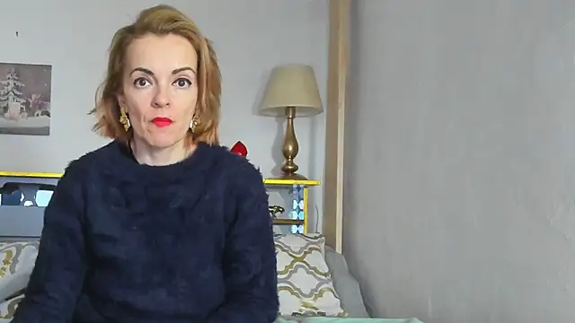 Snapshot of KateConner chatting on 02/23/25, 12:37 KateConner online show from 02/23/25, 12:37