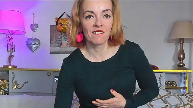 Snapshot of KateConner chatting on 03/20/25, 01:57 KateConner online show from 03/20/25, 01:57