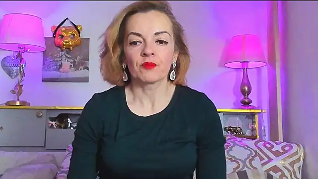 Snapshot of KateConner chatting on 03/22/25, 11:42 KateConner online show from 03/22/25, 11:42