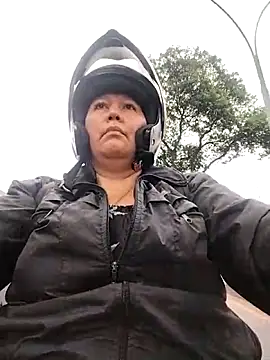 Snapshot of Brenda_Berck_ chatting on 03/17/26, 01:47 Brenda Berck online show from 03/17/26, 01:47