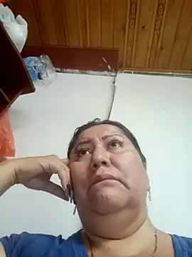 Snapshot of Brenda_Berck_ chatting on 04/26/26, 12:58 Brenda Berck online show from 04/26/26, 12:58
