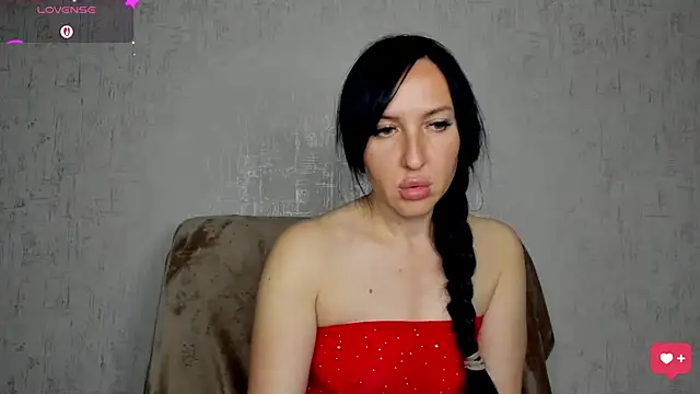 Snapshot of MissGulia chatting on 07/21/26, 09:28 MissGulia online show from 07/21/26, 09:28