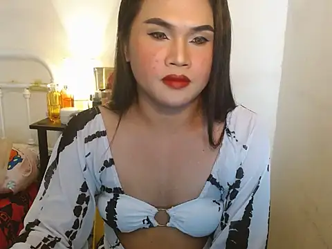 Snapshot of JustineBIGCUM chatting on 11/10/25, 08:35 JustineBIGCUM online show from 11/10/25, 08:35