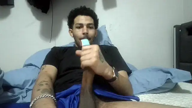 Snapshot of bigdickjojo69 chatting on 03/07/26, 06:38 bigdickjojo69 online show from 03/07/26, 06:38