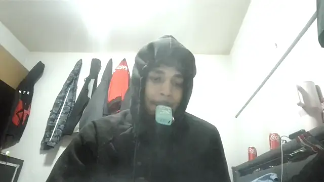 Snapshot of bigdickjojo69 chatting on 03/17/26, 05:11 bigdickjojo69 online show from 03/17/26, 05:11