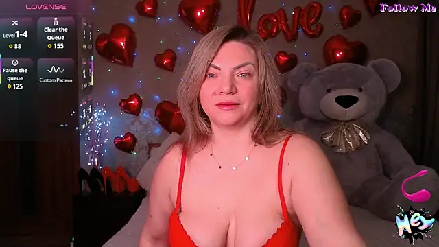 Snapshot of KristiOwen chatting on 03/15/26, 12:27 KristiOwen online show from 03/15/26, 12:27