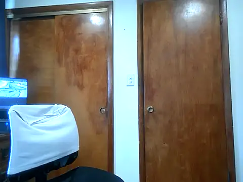 longdick4you8686 online show from 02/09/25, 03:45