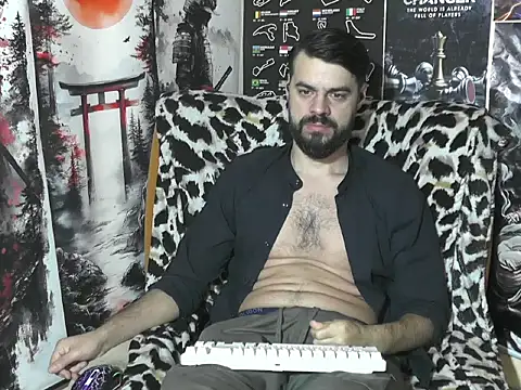 00george online show from 11/27/25, 08:33