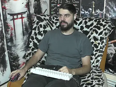 00george online show from 12/05/25, 04:43