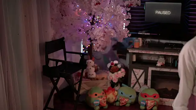 Nikki Torres online show from 02/04/26, 03:23