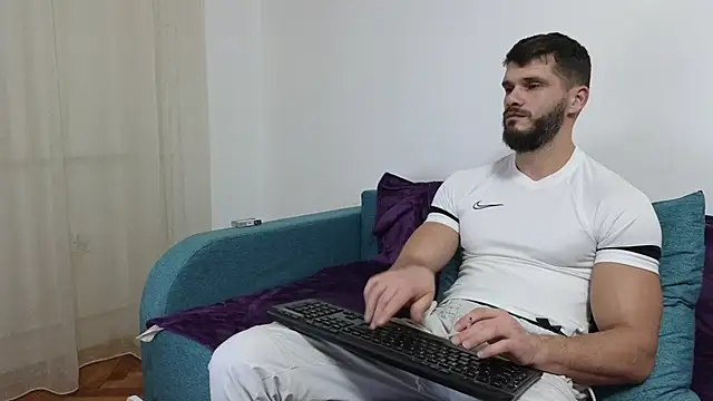 MauroTwin online show from 12/18/24, 08:03