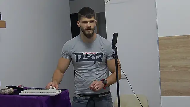 MauroTwin online show from 02/01/25, 06:19