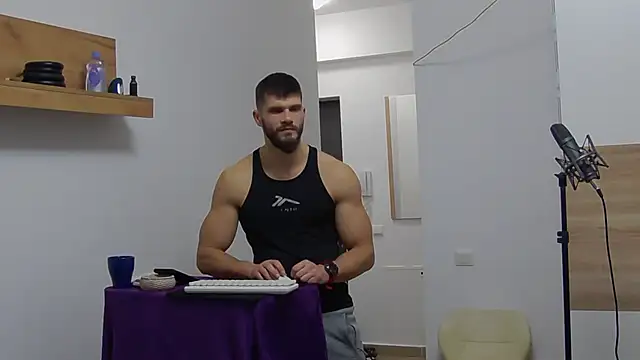 MauroTwin online show from 02/12/25, 05:48