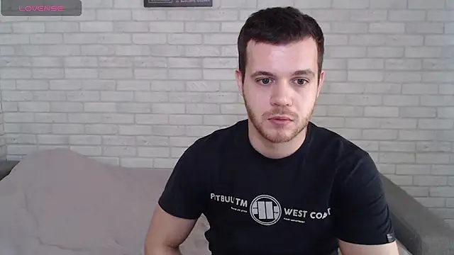 Snapshot of Alexxx_horny chatting on 03/30/26, 08:15 Alexxx horny online show from 03/30/26, 08:15