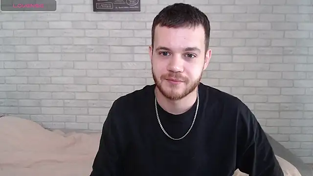 Snapshot of Alexxx_horny chatting on 04/11/26, 08:18 Alexxx horny online show from 04/11/26, 08:18