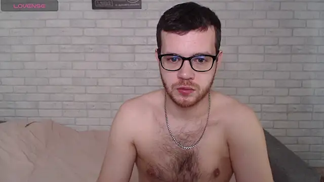 Snapshot of Alexxx_horny chatting on 06/22/26, 07:27 Alexxx horny online show from 06/22/26, 07:27