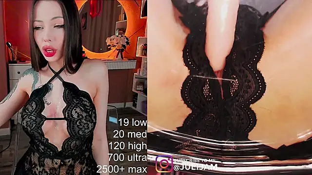 Snapshot of juli_jam chatting on 02/16/25, 03:38 juli jam online show from 02/16/25, 03:38