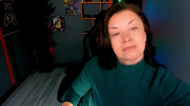 Snapshot of AnaMills chatting on 02/24/26, 10:13 AnaMills online show from 02/24/26, 10:13