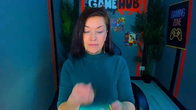 Snapshot of AnaMills chatting on 04/15/26, 10:11 AnaMills online show from 04/15/26, 10:11