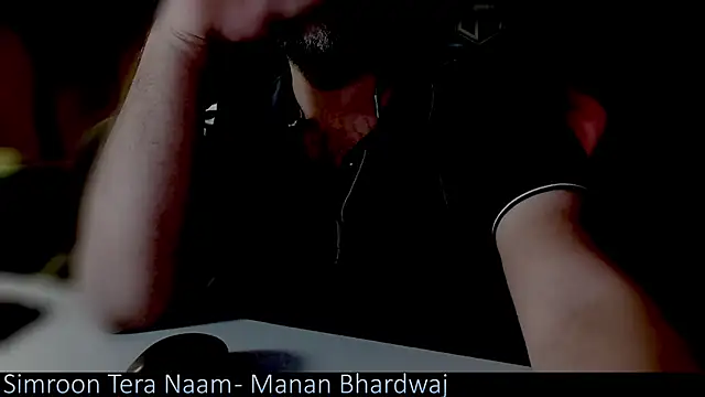  x rated  online show from 10/11/25, 09:46