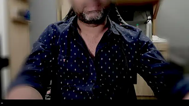  x rated  online show from 02/08/26, 08:45