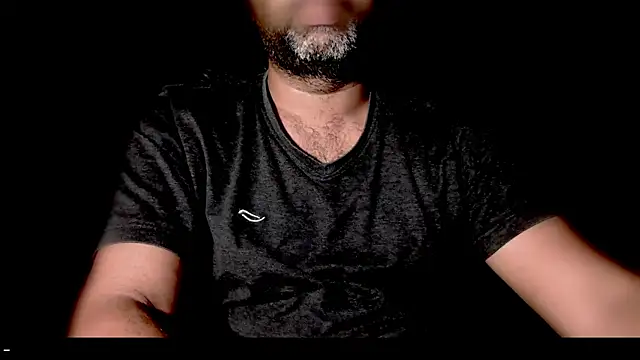 Snapshot of _x_rated_ chatting on 05/13/26, 04:37 x rated online show from 05/13/26, 04:37