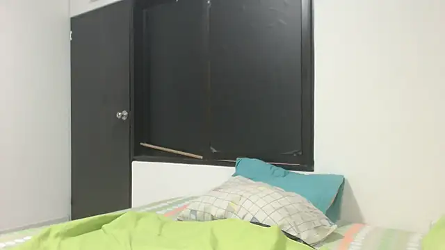 camilahot23 online show from 11/29/25, 07:17