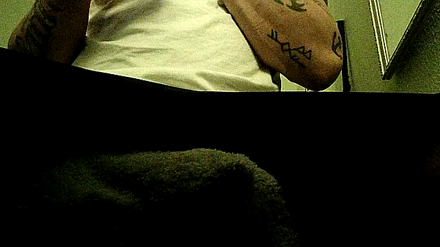 Snapshot of NiceHunter89 chatting on 03/17/26, 12:04 NiceHunter89 online show from 03/17/26, 12:04