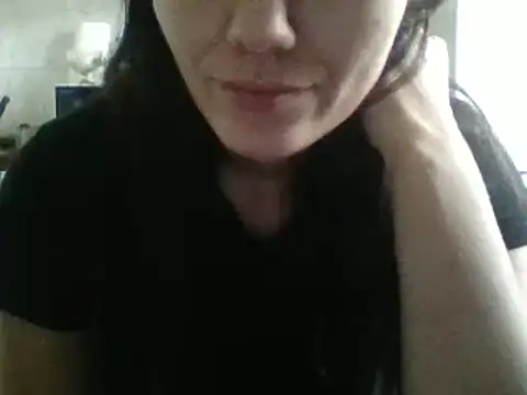 Snapshot of Katesweetkate chatting on 01/11/25, 01:32 Katesweetkate online show from 01/11/25, 01:32