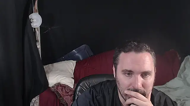 Metalstud online show from 10/12/25, 05:39