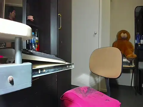 Angelchezcka online show from 02/21/26, 08:04