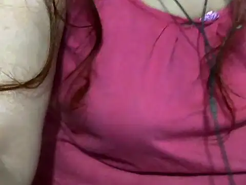 Snapshot of giga-bite chatting on 09/23/25, 05:38 giga-bite online show from 09/23/25, 05:38