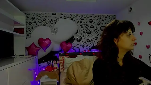 AlmaFancy online show from 02/13/26, 06:53