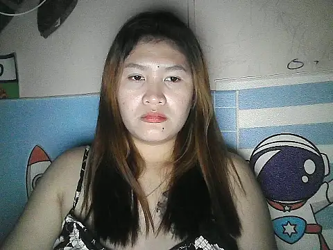 Snapshot of leamorena chatting on 09/30/25, 03:39 leamorena online show from 09/30/25, 03:39