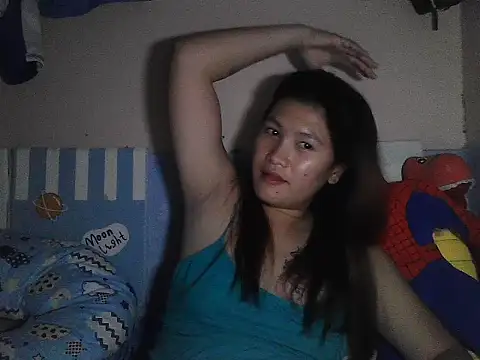 Snapshot of leamorena chatting on 02/10/26, 04:11 leamorena online show from 02/10/26, 04:11
