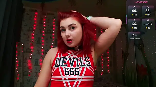 SmokyRose online show from 02/19/25, 11:38