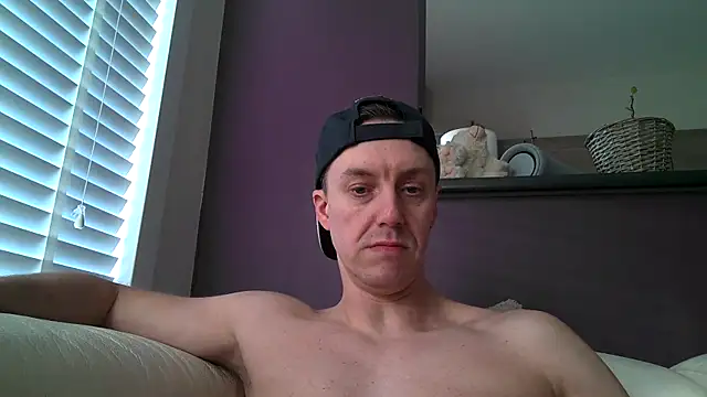 ploki2180 online show from 03/02/25, 03:27