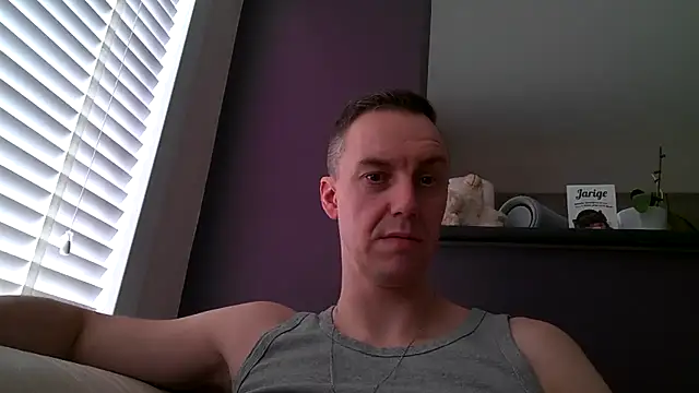 ploki2180 online show from 03/15/25, 11:19