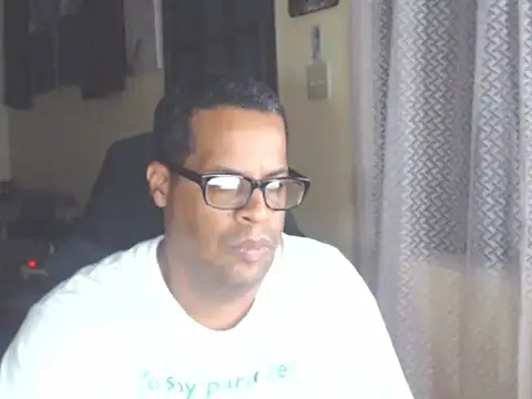 thesugar32 online show from 09/13/25, 02:22