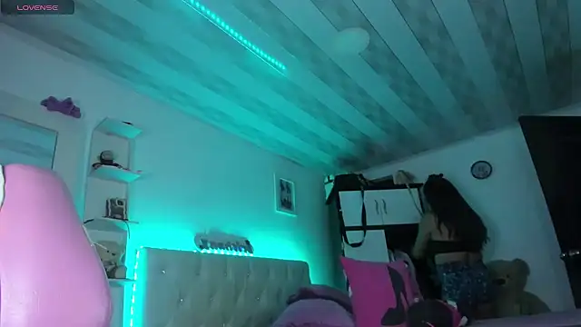 Snapshot of briitany_hot chatting on 01/12/25, 11:36 briitany hot online show from 01/12/25, 11:36