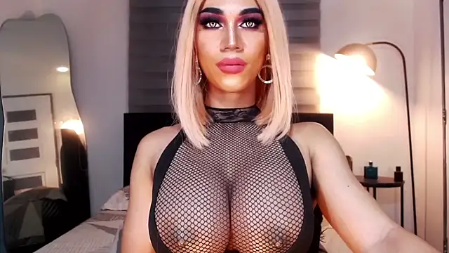 MassiveCockxMistress online show from 01/17/25, 08:00
