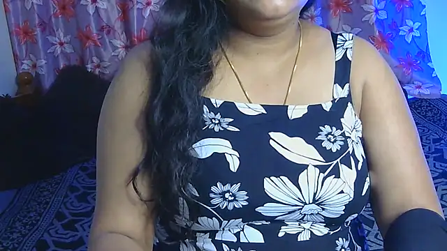 Snapshot of Love_4Sex chatting on 07/07/26, 11:25 Love 4Sex online show from 07/07/26, 11:25