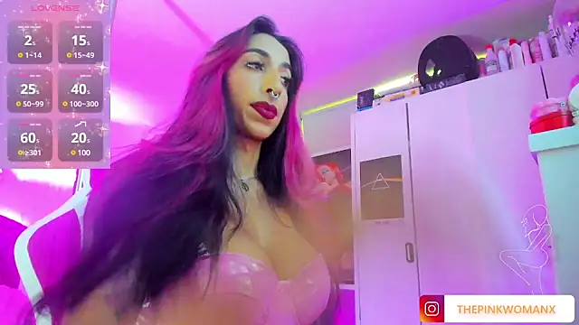 Snapshot of Theexoticgirl chatting on 12/08/24, 08:25 Theexoticgirl online show from 12/08/24, 08:25