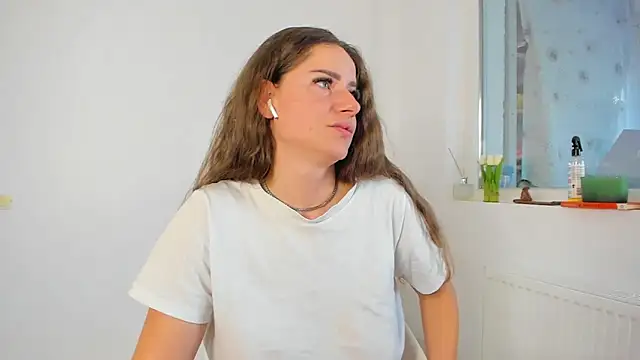 DiamondKay online show from 04/06/26, 06:03