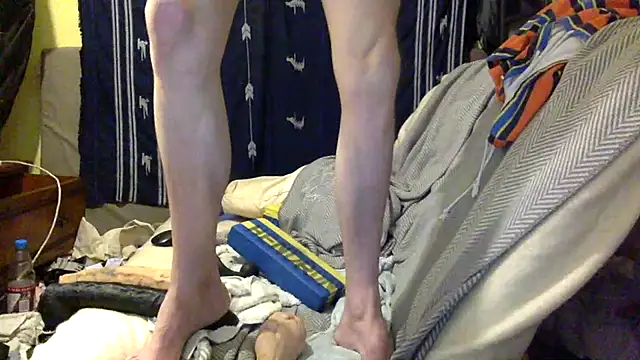 londonfuckwhore online show from 12/18/25, 05:52