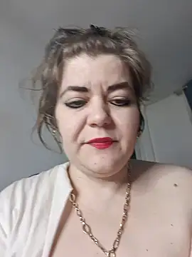 cindybbwsquirt online show from 01/28/25, 05:00