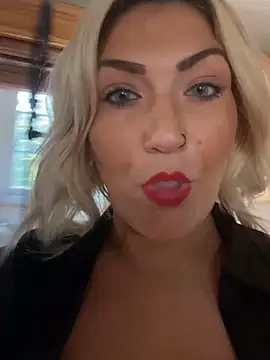 LittleMissEeve online show from 09/13/25, 09:14