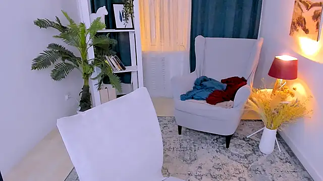 Snapshot of Laly_Peach chatting on 03/07/26, 06:21 Laly Peach online show from 03/07/26, 06:21