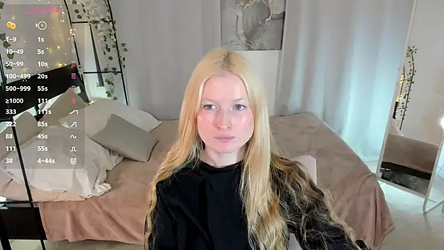 Laly Peach online show from 06/14/26, 06:48
