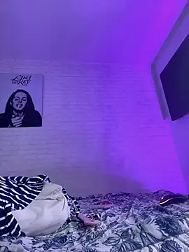 Niky Love online show from 12/15/24, 09:13